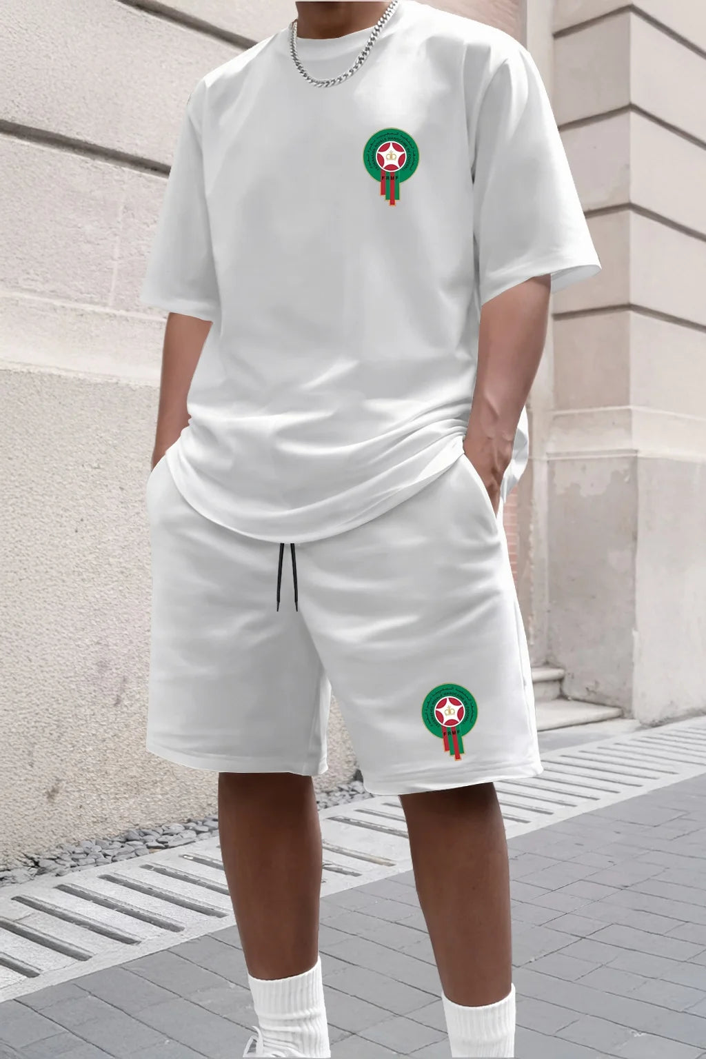 Ensemble deux pièces décontracté et tendance pour jeunes hommes, t-shirt à manches courtes et short imprimés pour l'été